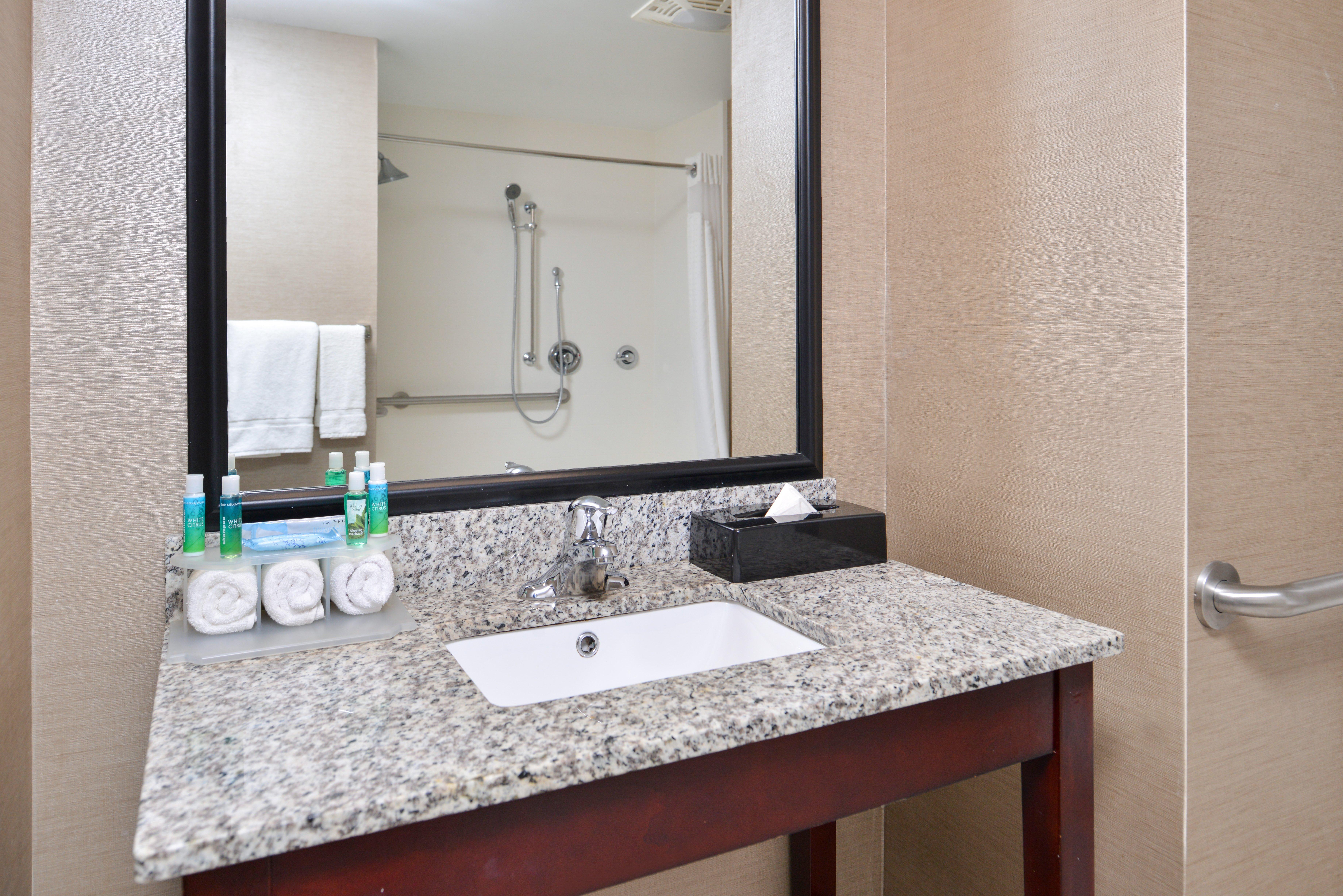 Holiday Inn Express Canandaigua - Finger Lakes Εξωτερικό φωτογραφία